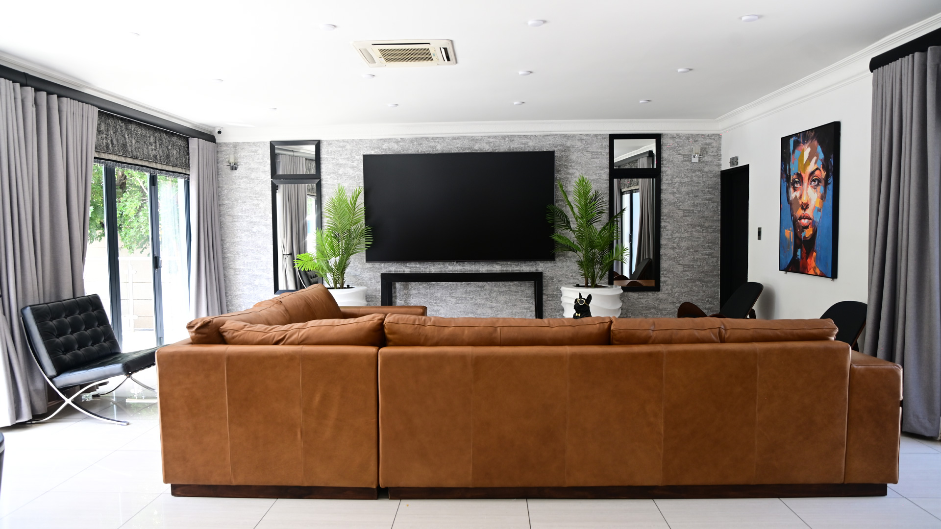 His Grace Eagles Guest House