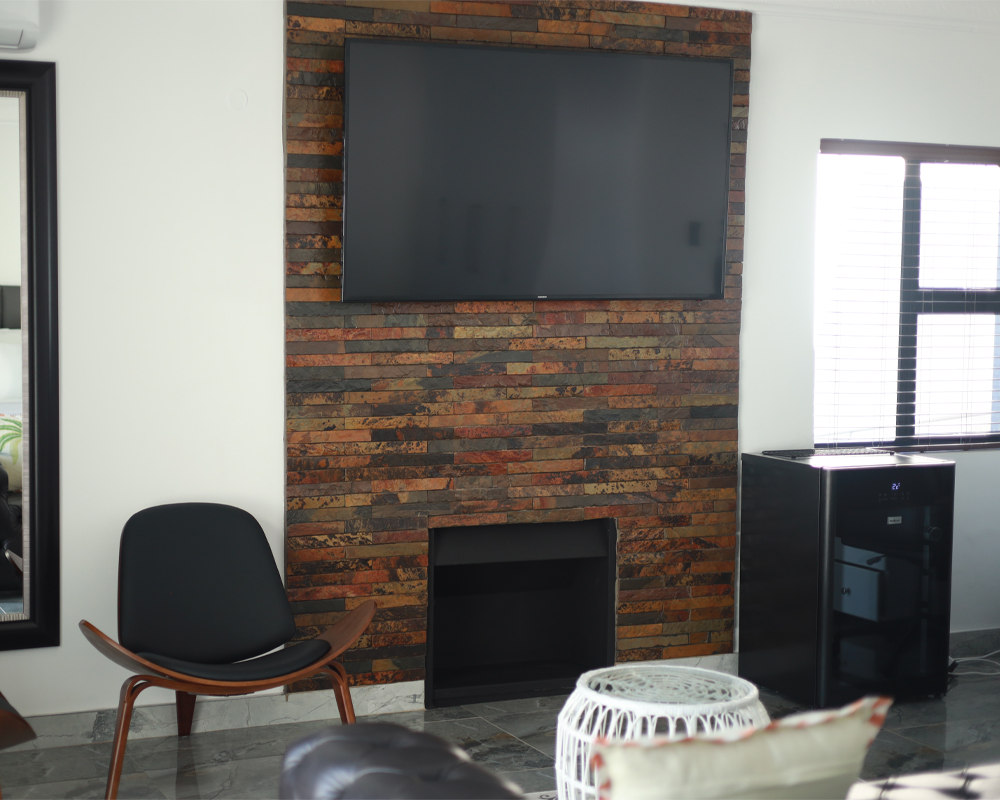 His Grace Eagles Guest House